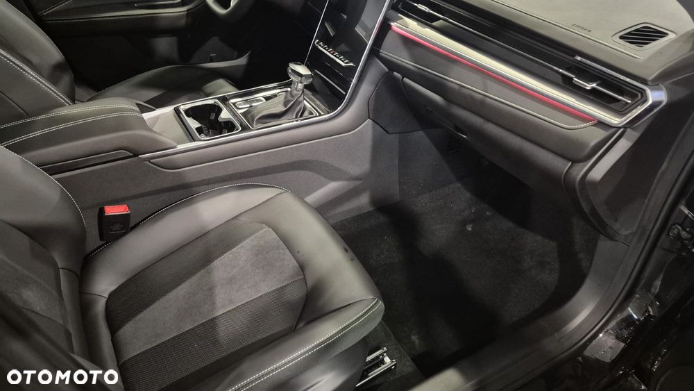 JAC J7 Plus CVT - 15