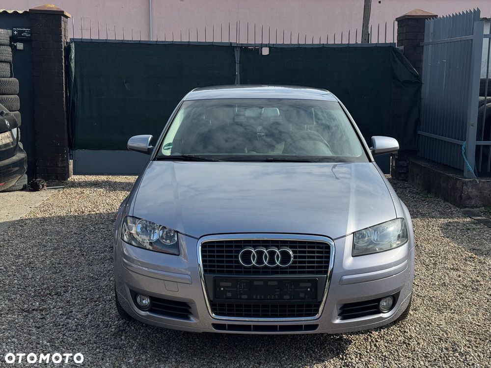 Audi A3 Sportback - 2