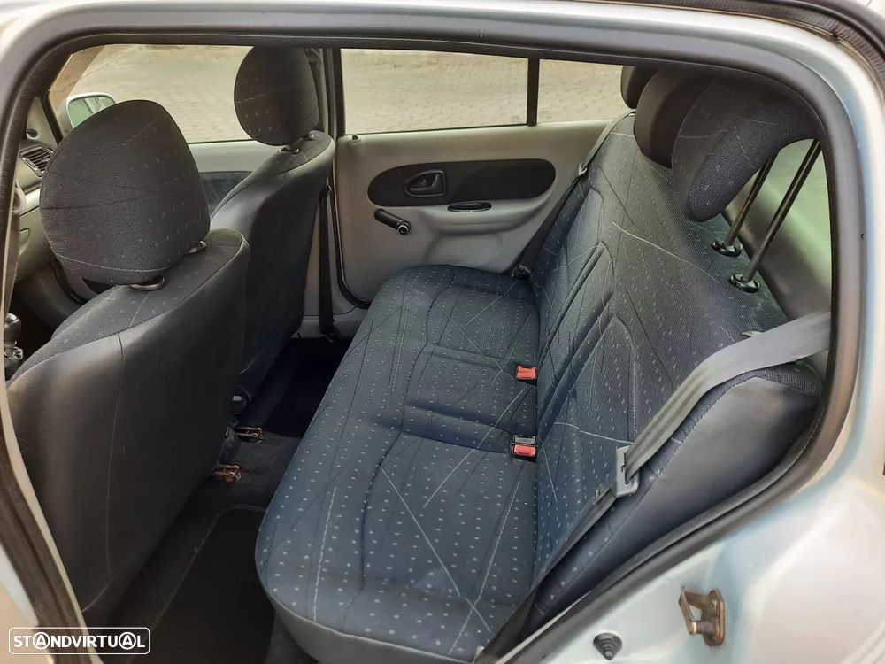 Renault Clio 1.5 dCi Confort - 5