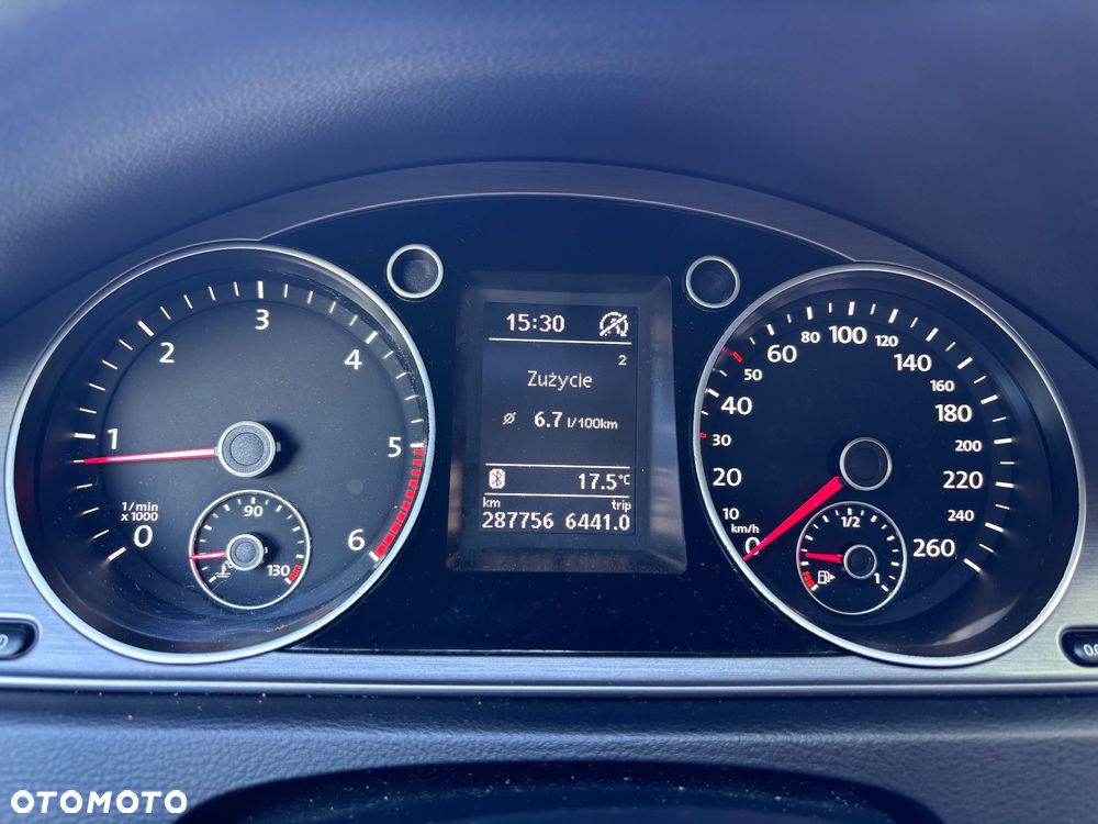 Volkswagen Passat 2.0 TDI Edition 40 DSG - 10