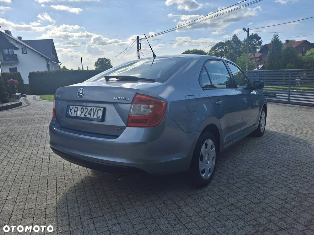 Skoda RAPID 1.2 TSI Ambition - 9