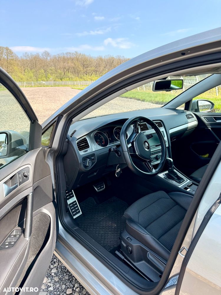 Volkswagen Golf 1.2 TSI DSG Comfortline - 6