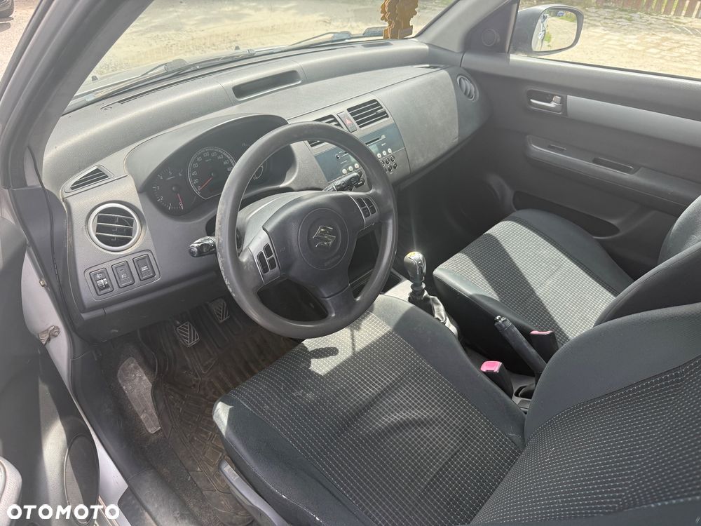 Suzuki Swift 1.3 DDiS 16v GL Airco - 11