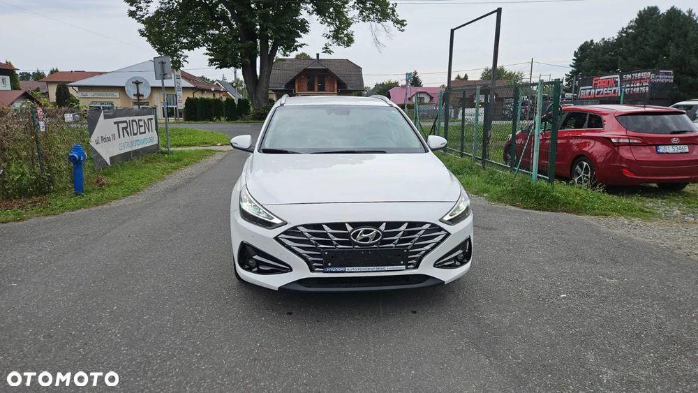 Hyundai i30 Kombi 1.5 T-GDI 48V-Hybrid Advantage - 8