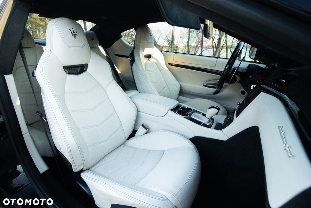 Maserati GranTurismo S - 7