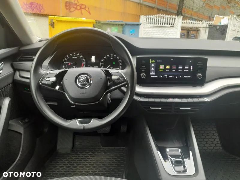 Skoda Octavia 2.0 TDI Ambition DSG - 18
