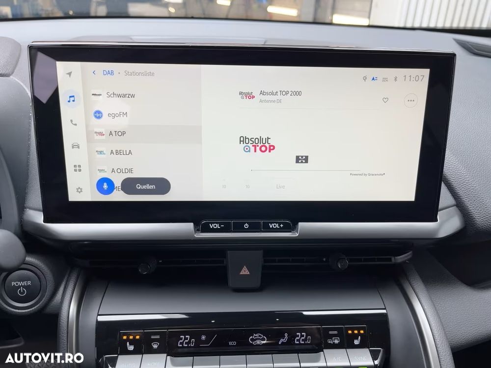 Toyota C-HR 1.8 Hybrid Team Deutschland - 36