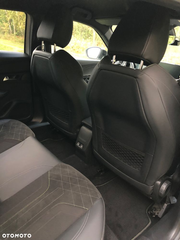 Peugeot 2008 1.2 PureTech GT Pack S&S EAT8 - 10
