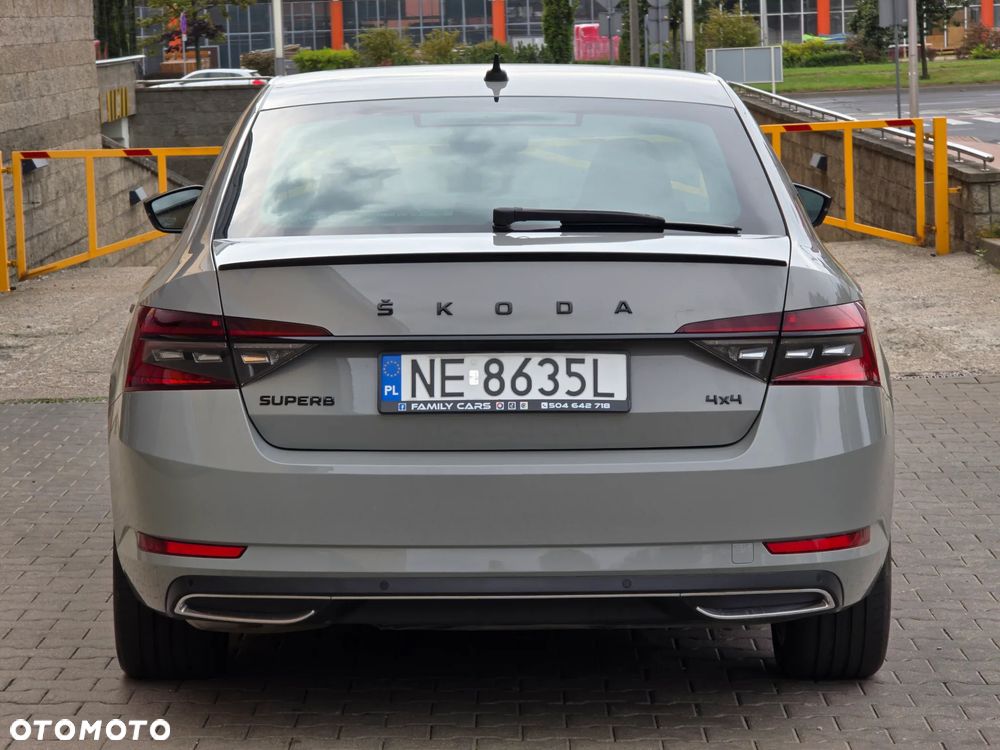 Skoda Superb 2.0 TDI SCR 4x4 Sportline DSG - 5