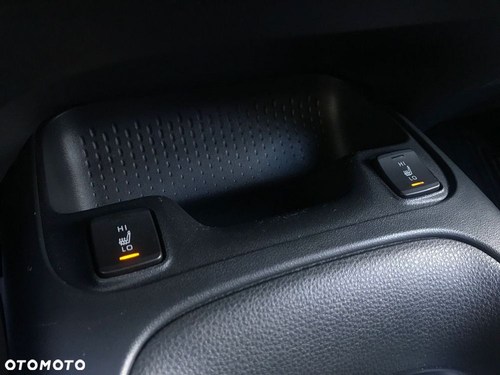 Toyota Corolla 1.5 Comfort - 33