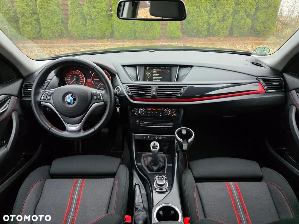 BMW X1 xDrive18d Sport Line - 25