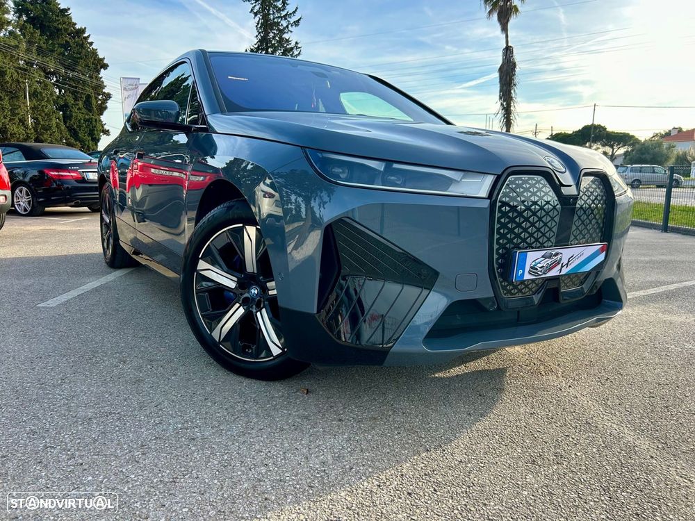 BMW iX xDrive 40 Pack Desportivo - 5