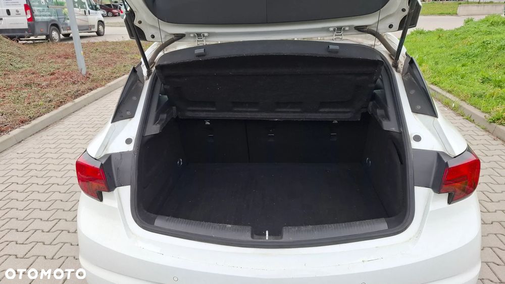 Opel Astra 1.2 T Edition S&S - 13