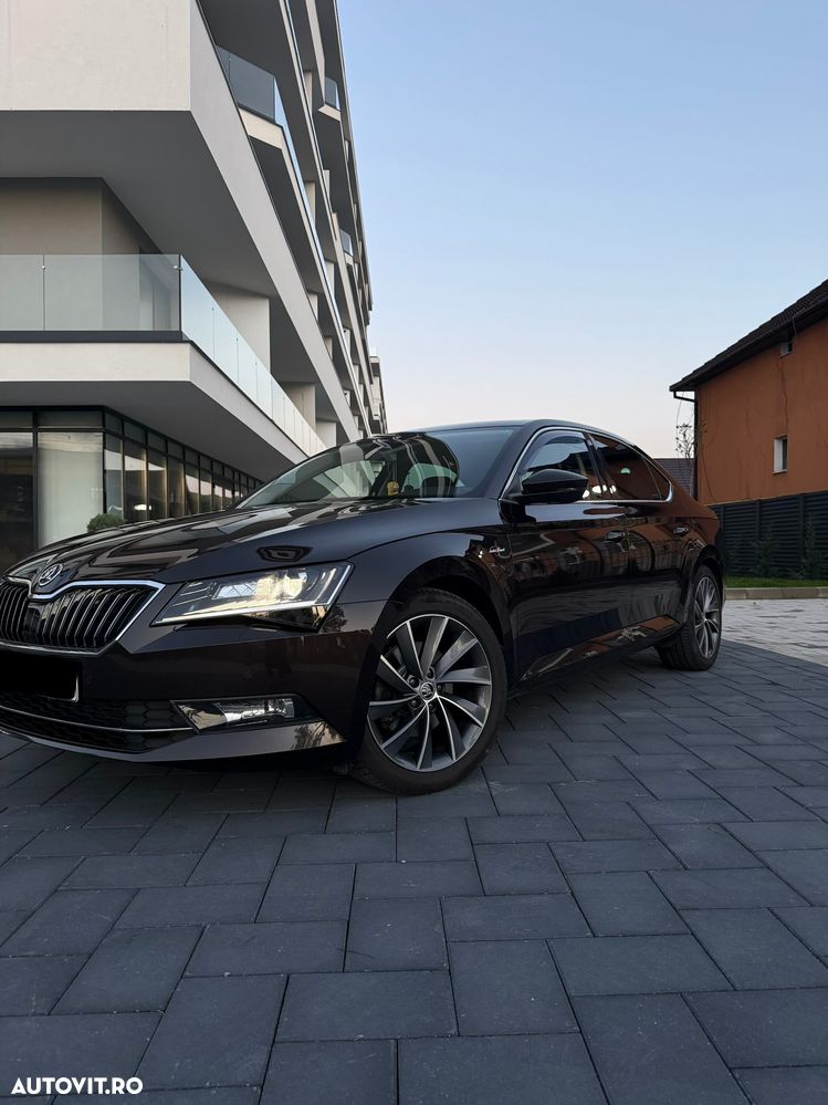 Skoda Superb 2.0 TDI 4X4 DSG L&K - 5