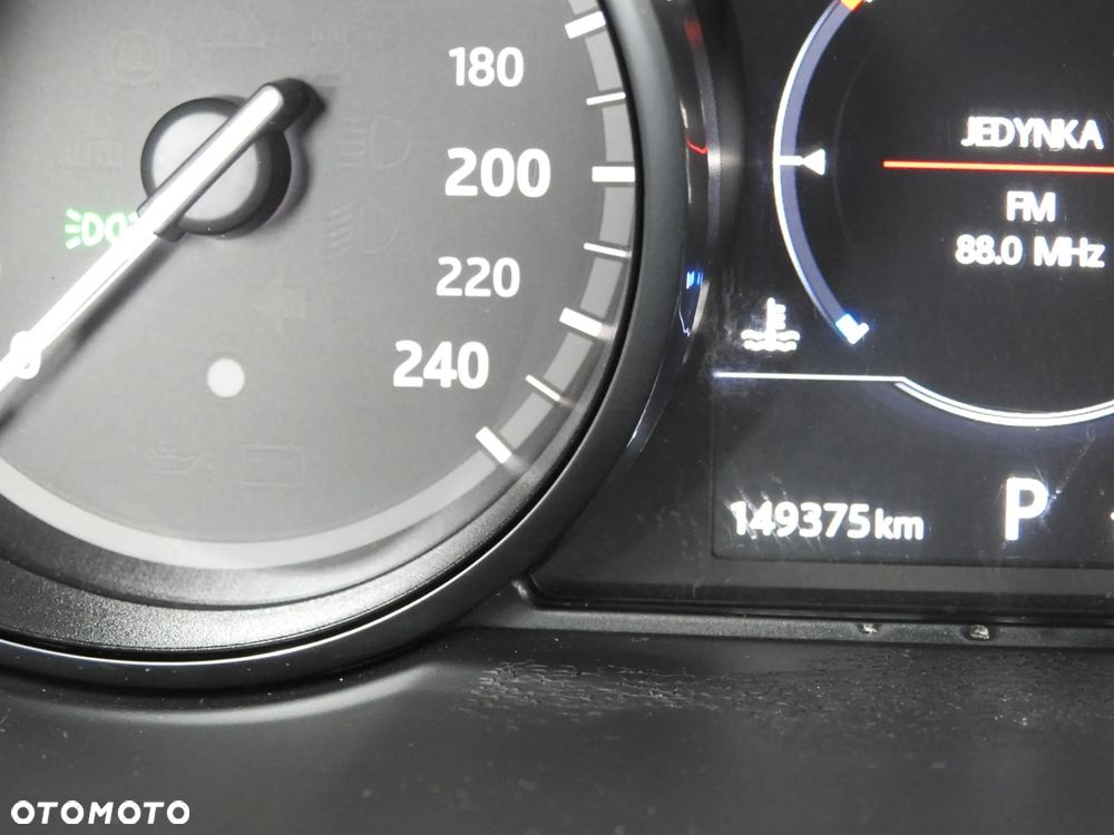 Land Rover Discovery Sport TD4 HSE Luxury - 22