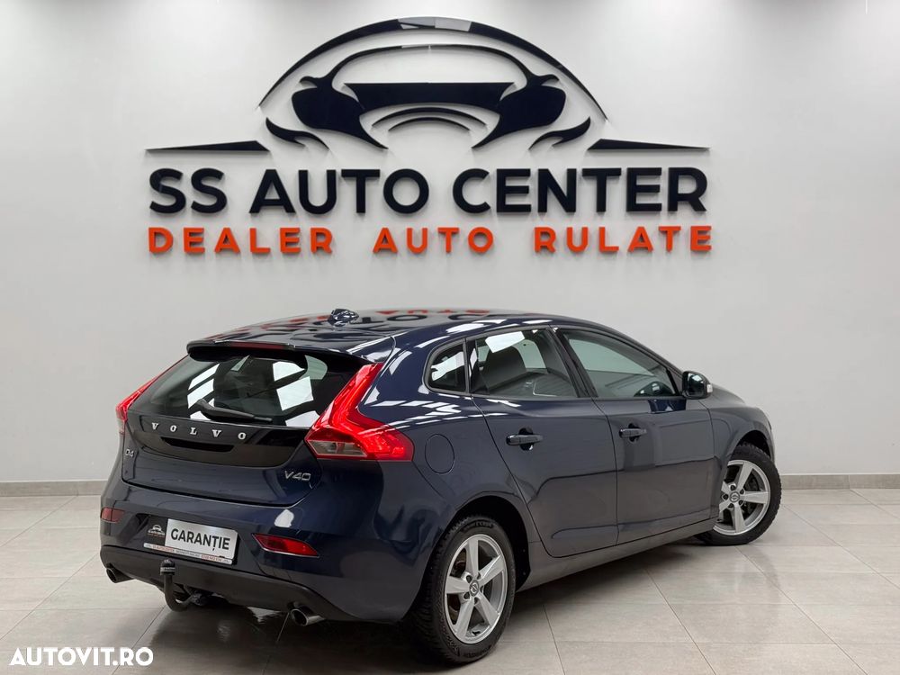 Volvo V40 D4 Kinetic - 3