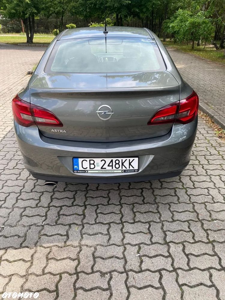 Opel Astra IV 1.4 T EU6 - 3
