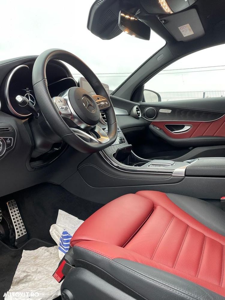 Mercedes-Benz GLC 200 d 4Matic 9G-TRONIC AMG Line - 13