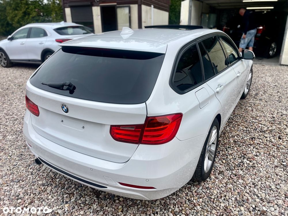BMW Seria 3 318d DPF Edition Sport - 2