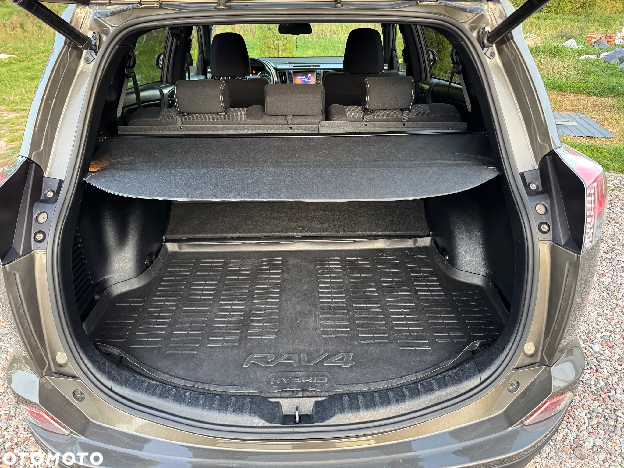 Toyota RAV4 Hybrid Prestige 4x4 - 21