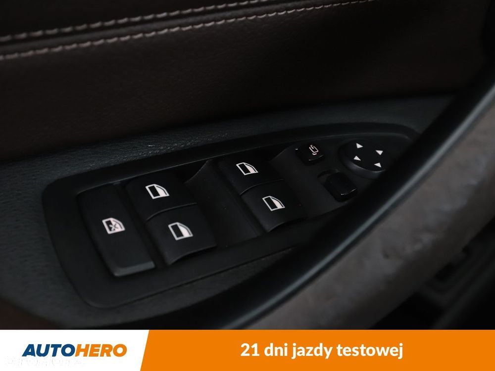 BMW X1 sDrive20d xLine sport - 36