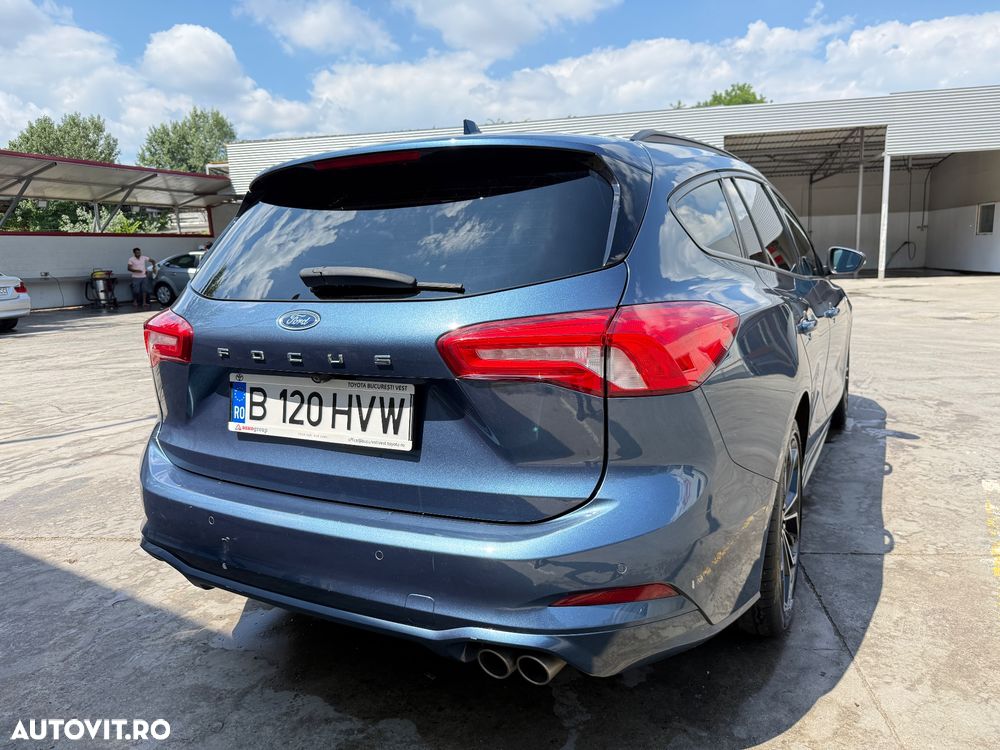 Ford Focus 1.5 EcoBoost Active - 5