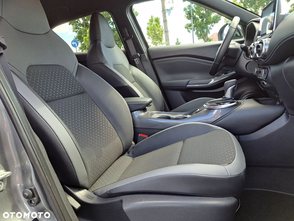 Nissan Juke 1.6 Hybrid Premiere Edition AMT - 19