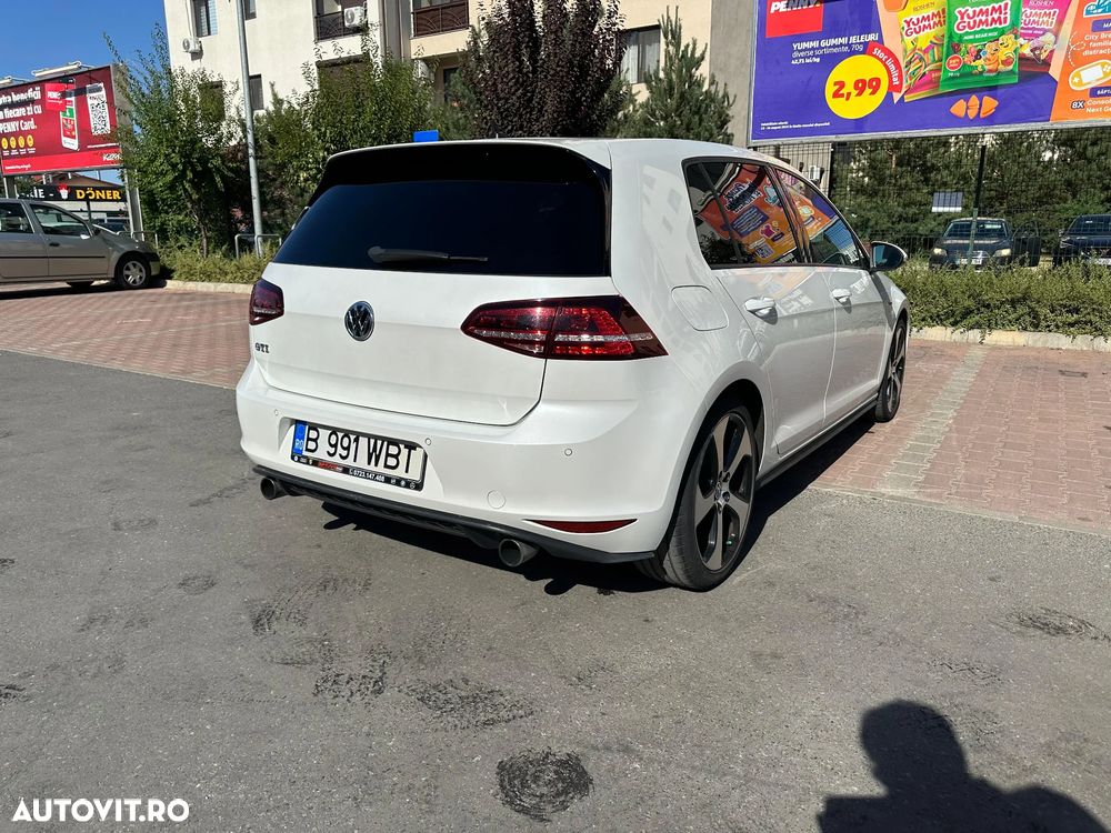 Volkswagen Golf 2.0 TSI BMT DSG GTI - 8