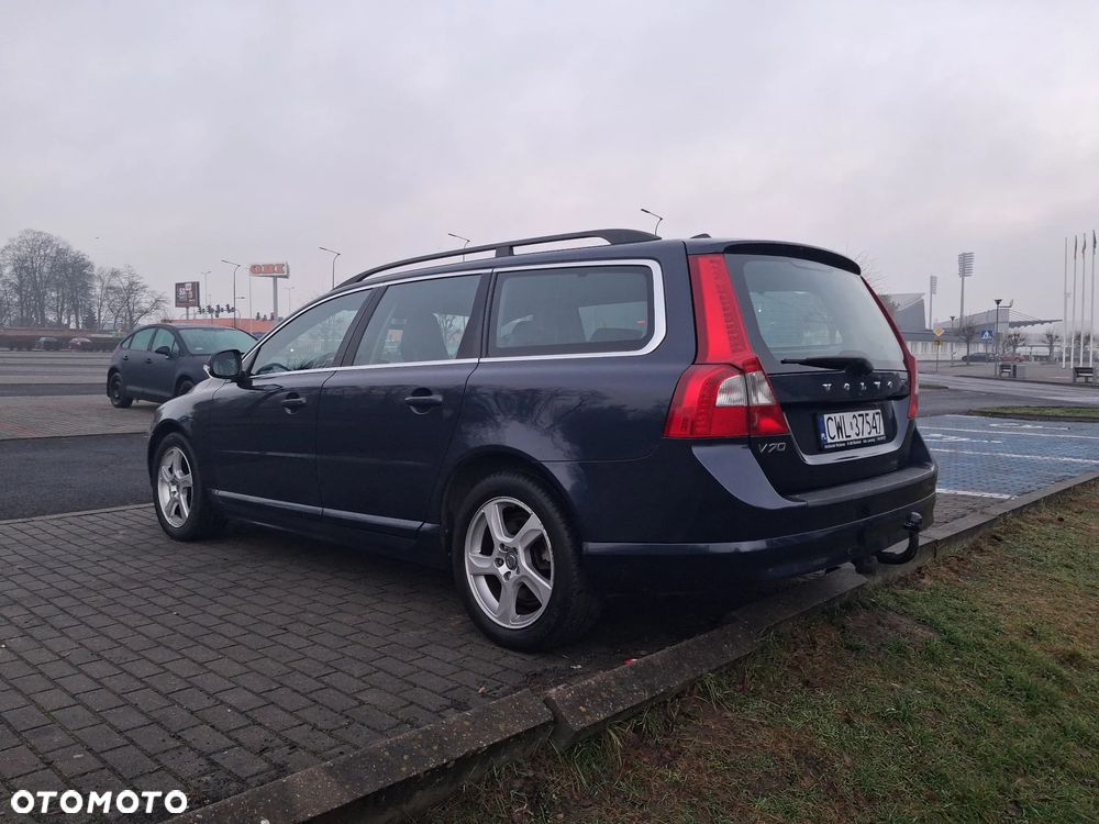Volvo V70 D3 Dynamic Momentum - 4