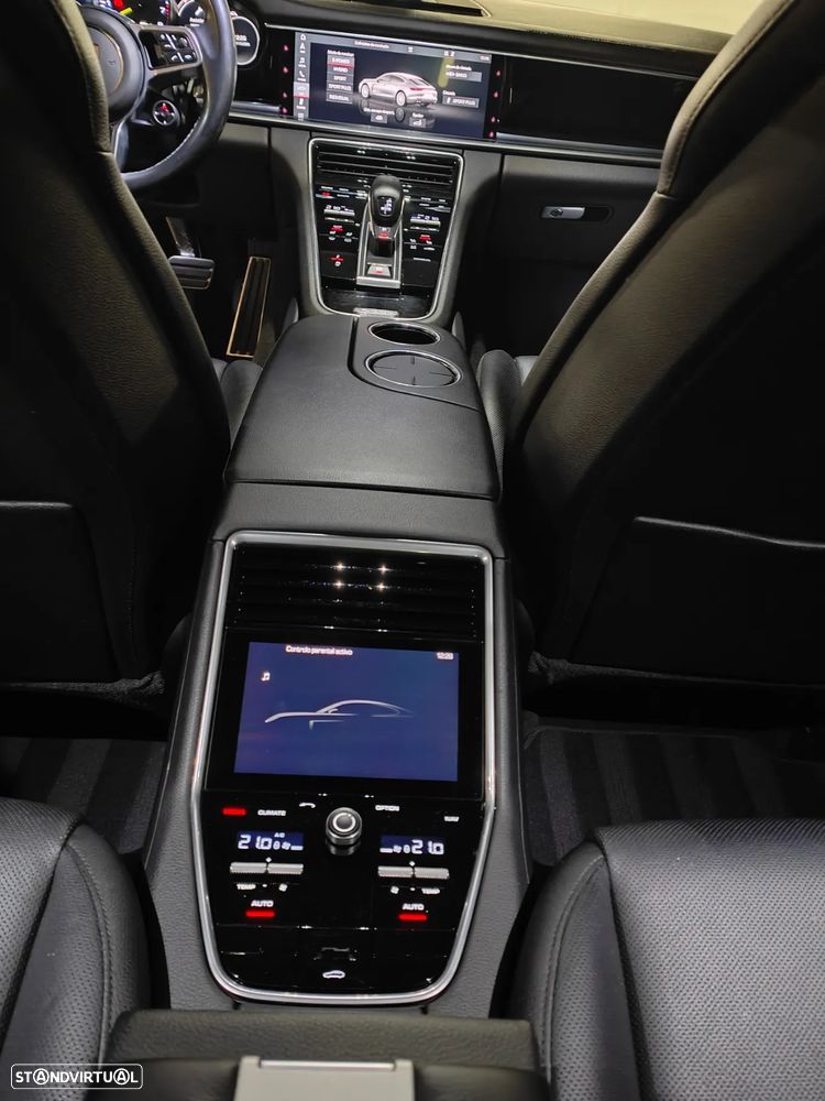 Porsche Panamera 4S E-Hybrid - 11