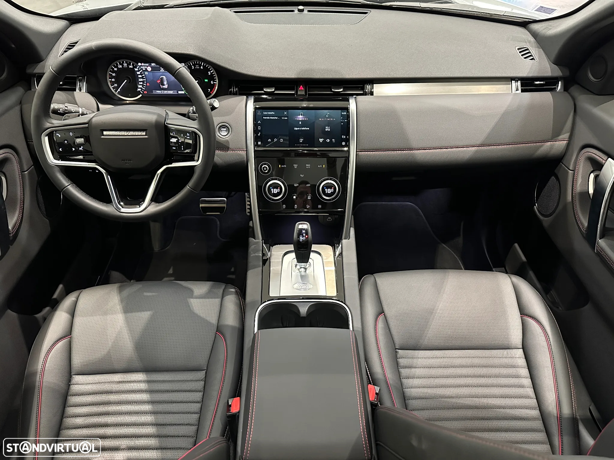 Land Rover Discovery Sport 1.5 I3 P300e AWD R-Dynamic S - 13