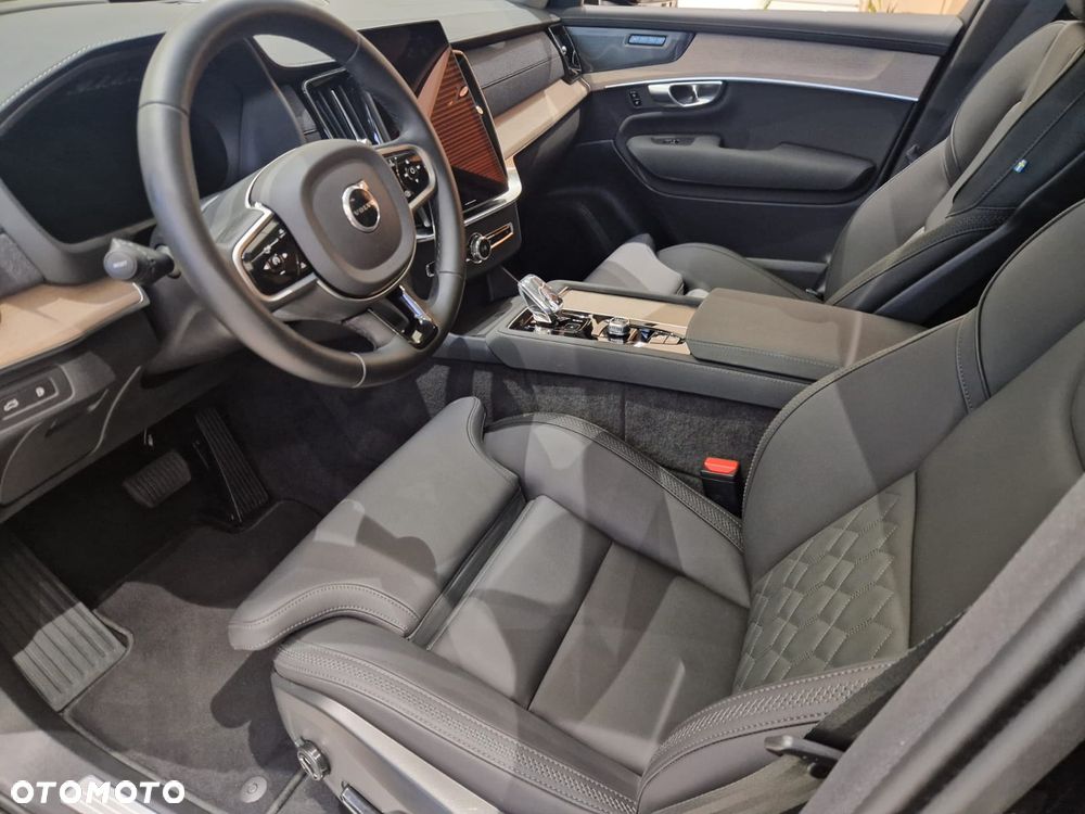 Volvo XC 90 T8 AWD Plug-In Hybrid Plus Black Edition 7os - 20