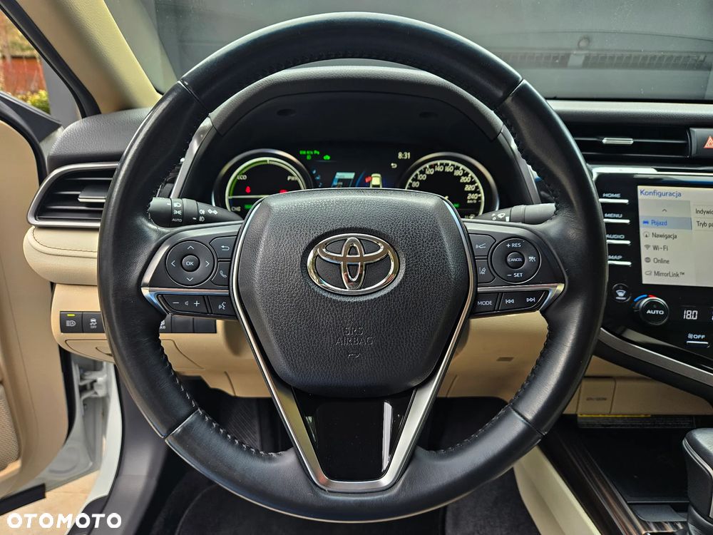 Toyota Camry 2.5 Hybrid Executive CVT - 35