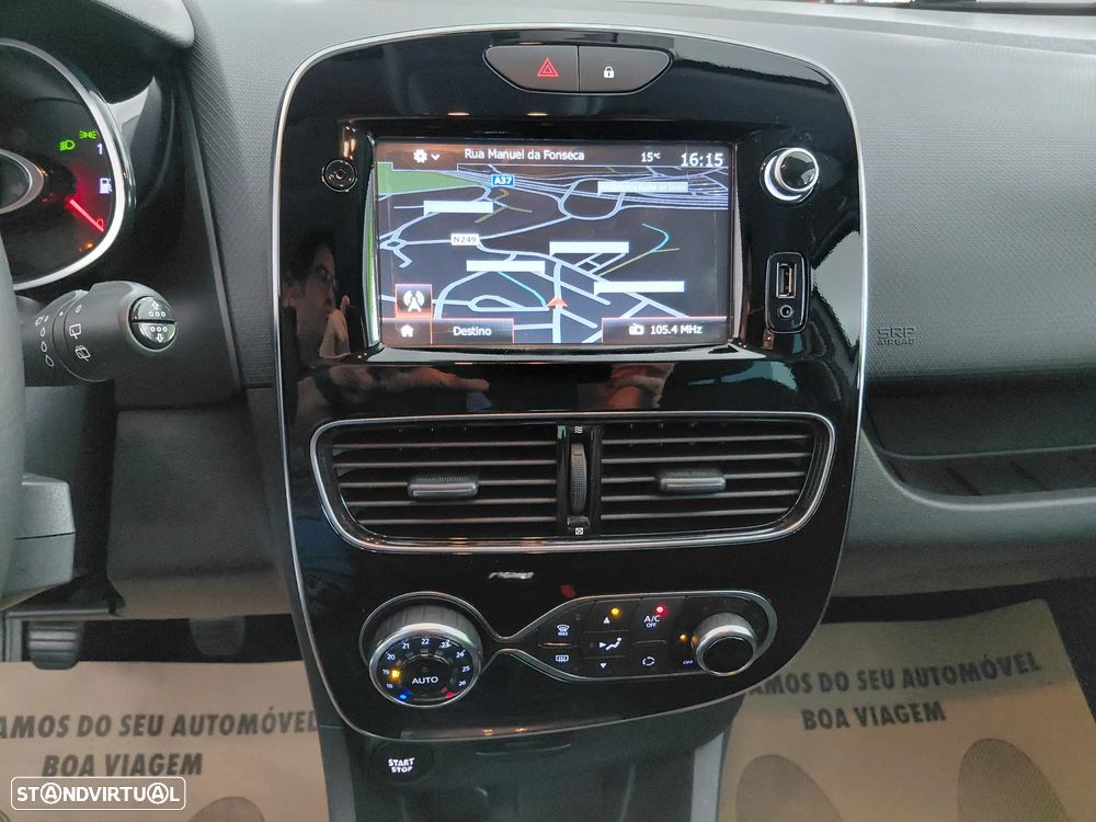 Renault Clio 1.2 16V 75 LIMITED - 16