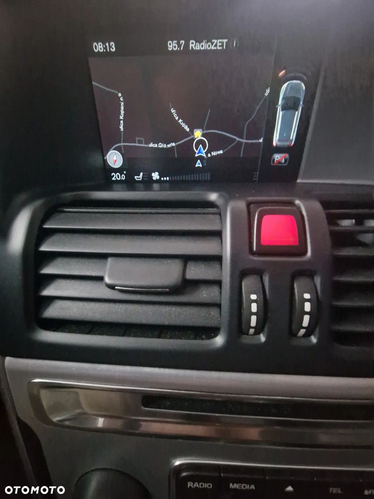 Volvo XC 60 - 30