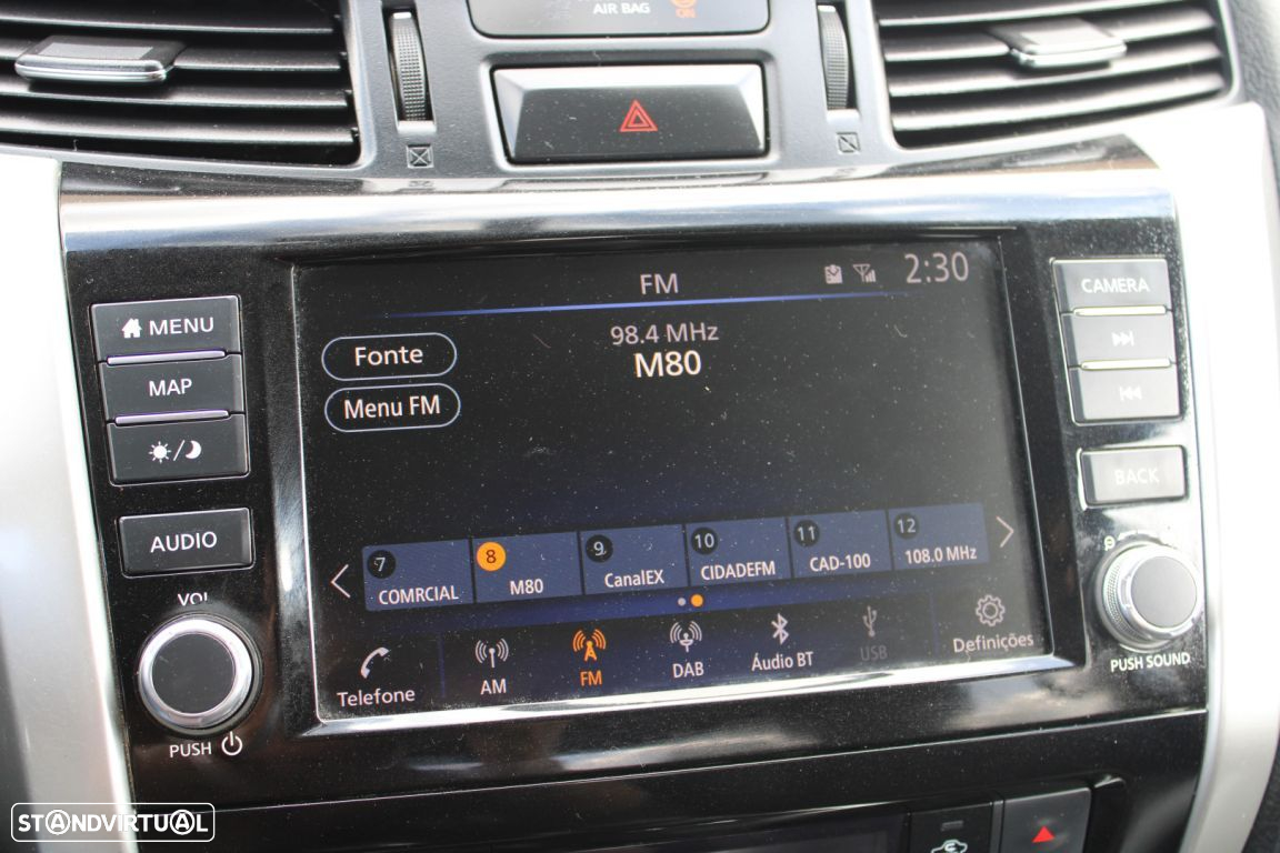 Nissan Navara 2.3 dCi CD 4WD N-Connecta Nav - 31