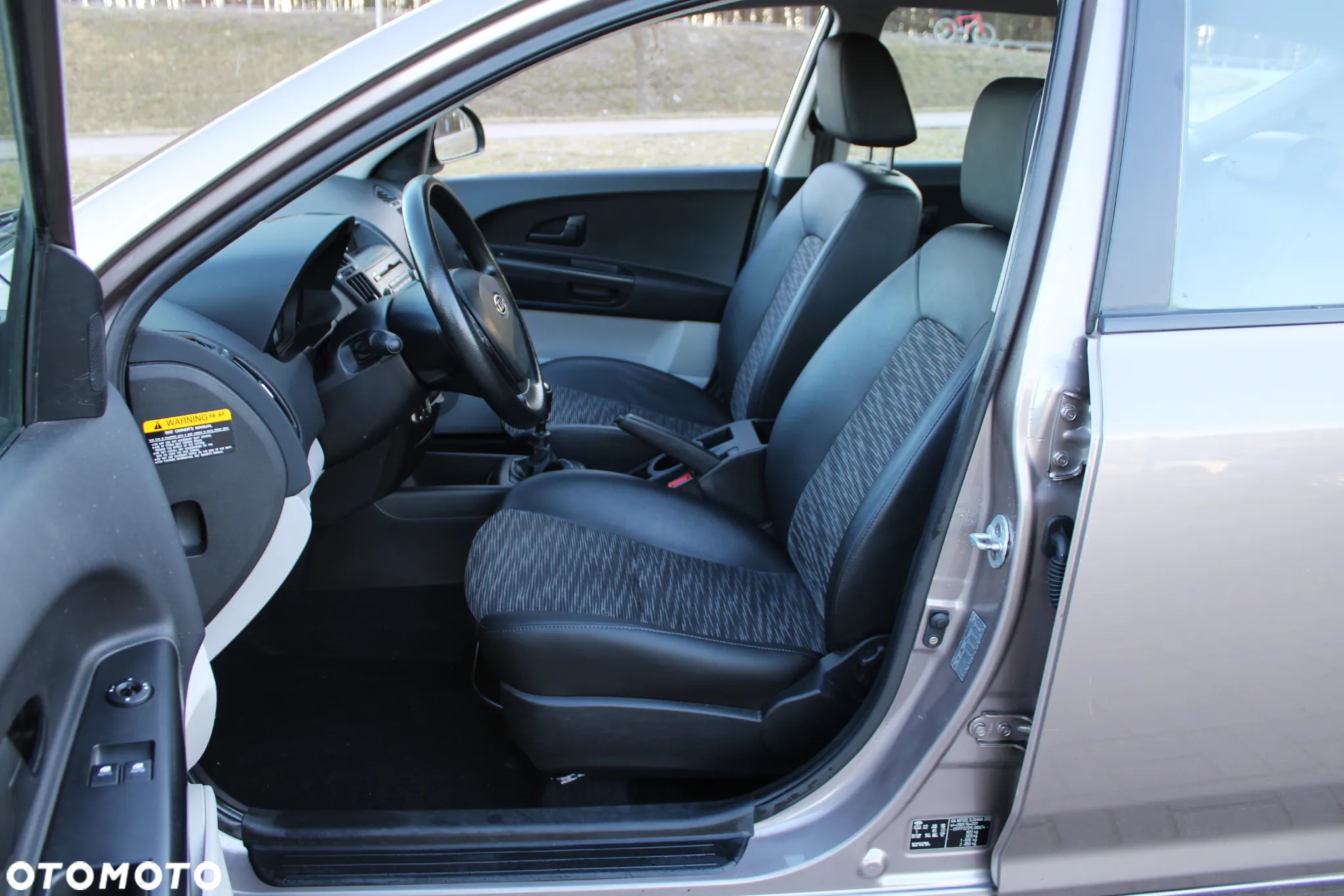 Kia Ceed - 23