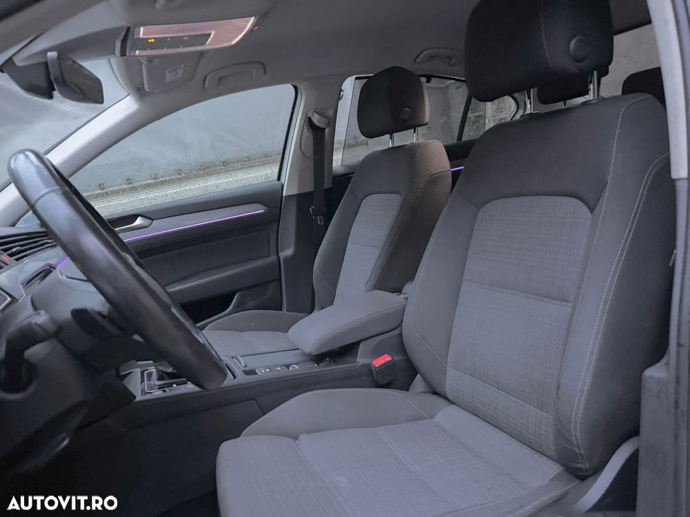 Volkswagen Passat Variant 2.0 TDI DSG Comfortline - 12