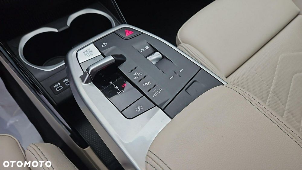 BMW X1 sDrive18i xLine - 18