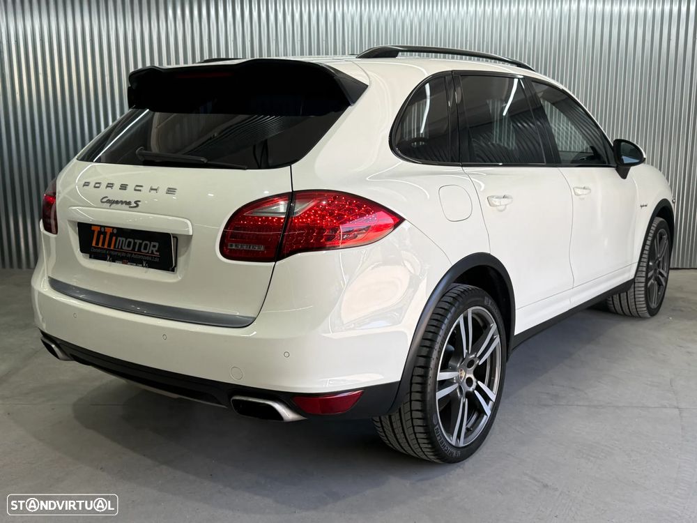 Porsche Cayenne S - 7