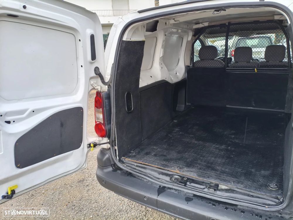 Peugeot PARTNER 1.6HDI LONGA IVA DEDUTIVEL - 19