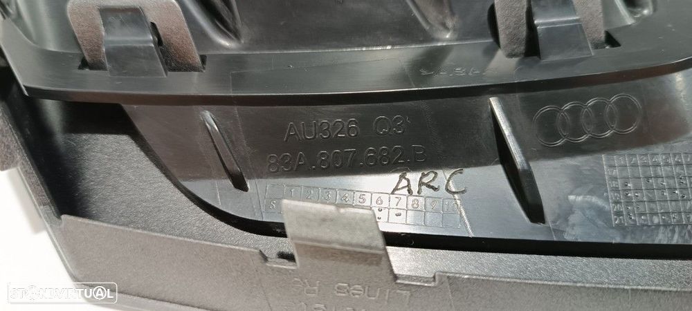 TRIM DO FAROL DE NEVOEIRO AUDI Q3 - 2