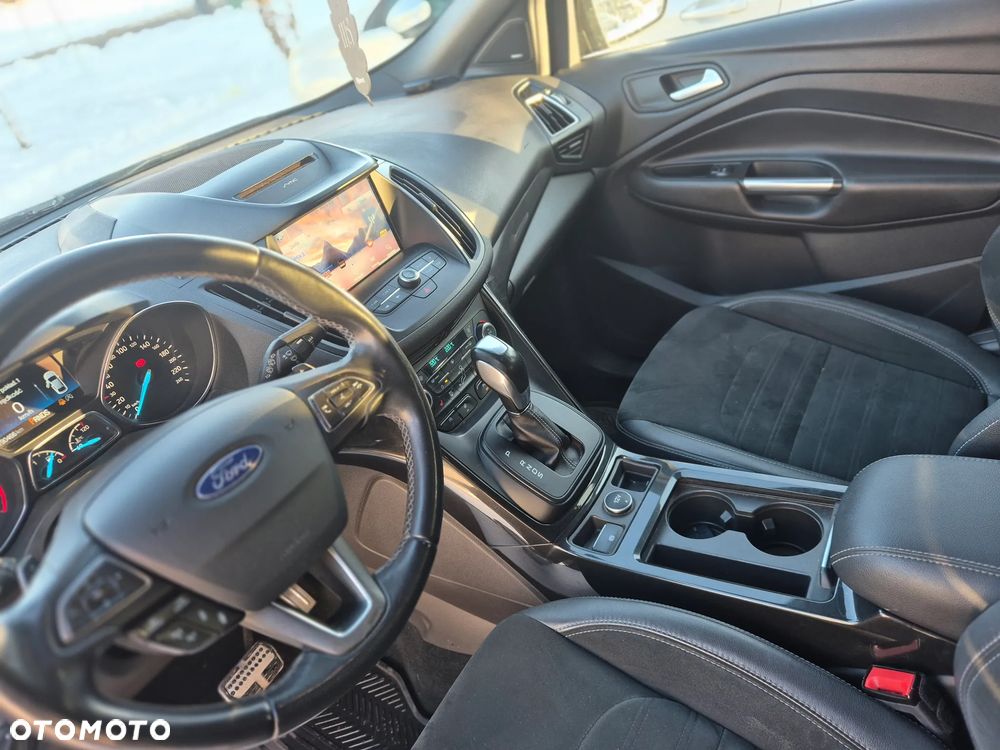 Ford Kuga 2.0 TDCi AWD ST-Line - 11