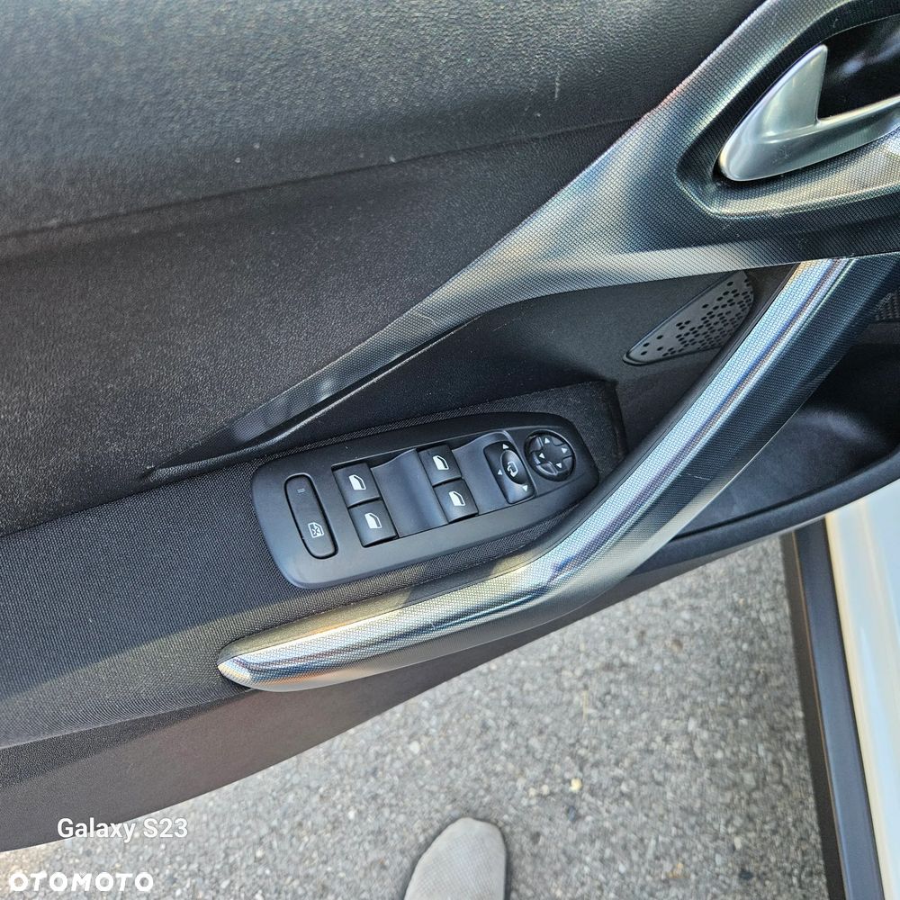 Peugeot 2008 PureTech 110 Stop&Start Urban Move - 18