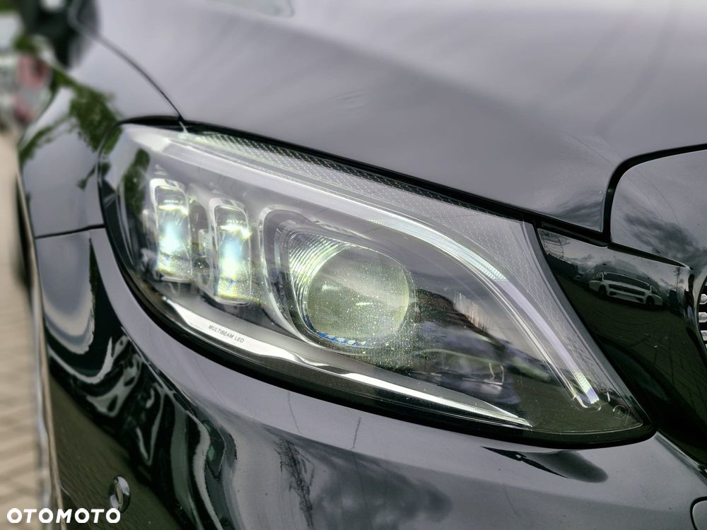 Mercedes-Benz Klasa C 200 4MATIC 9G-TRONIC - 37