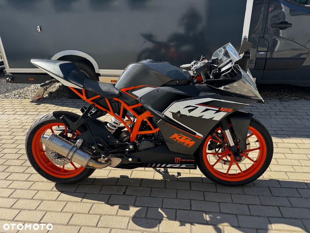 KTM RC 125 - 11