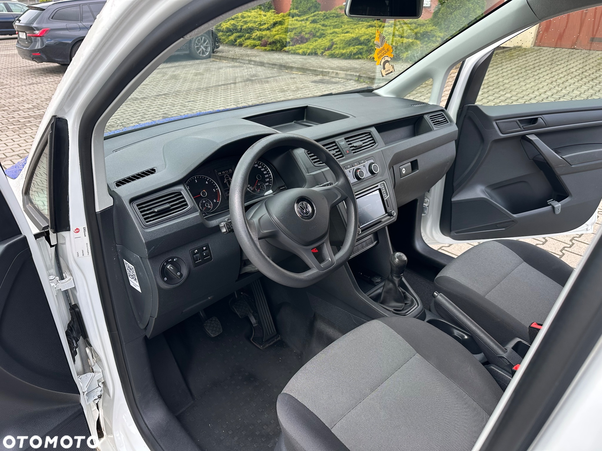 Volkswagen CADDY - 9