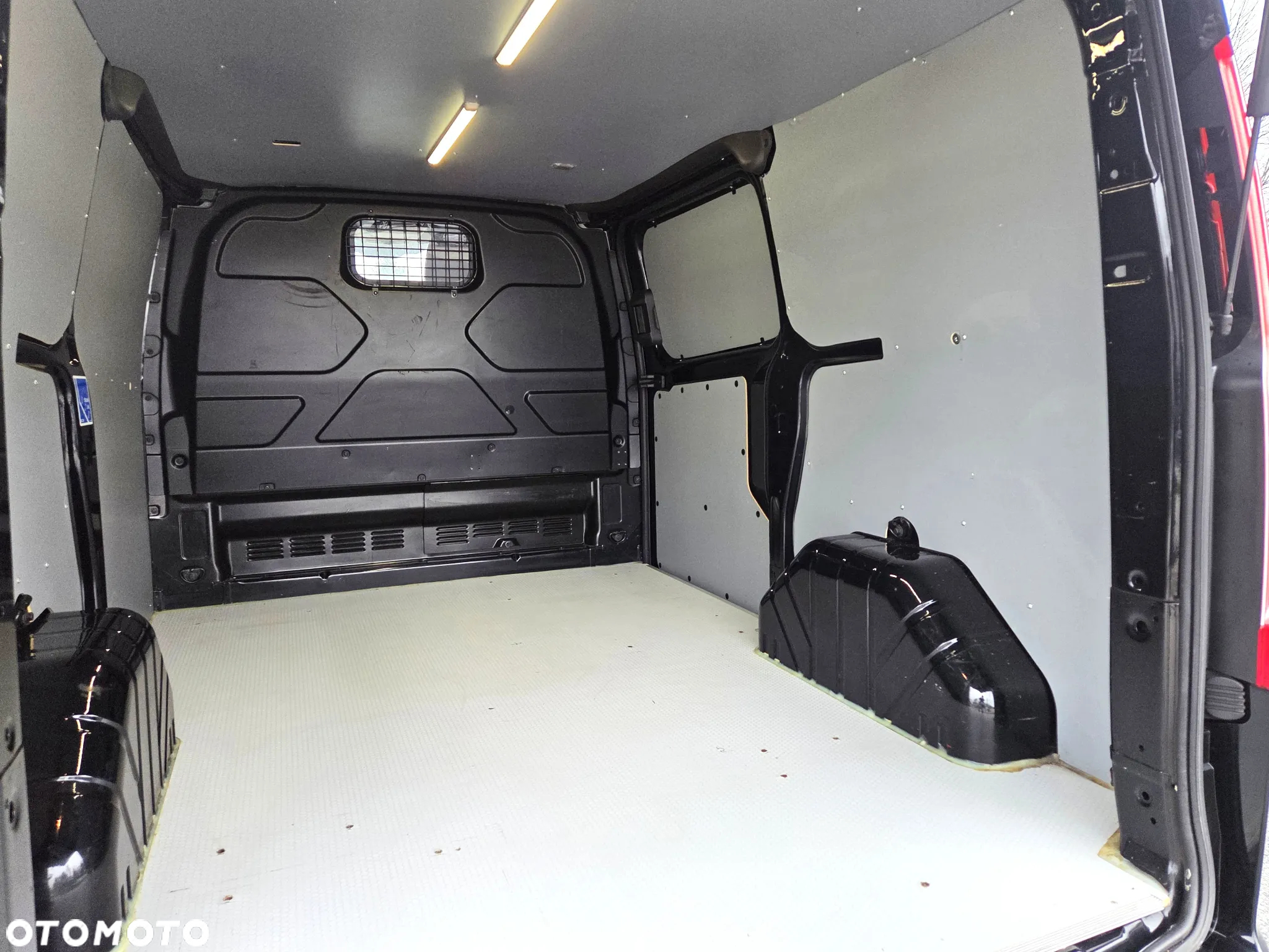 Ford Transit Custom - 31