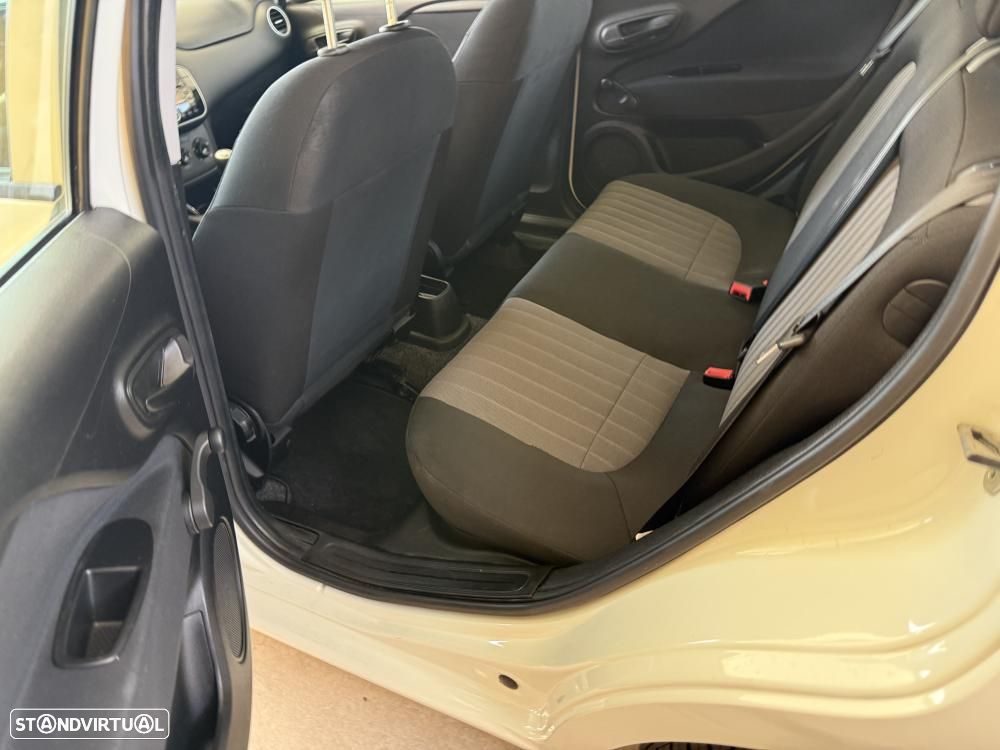 Fiat Punto 1.2 Easy S&S - 19
