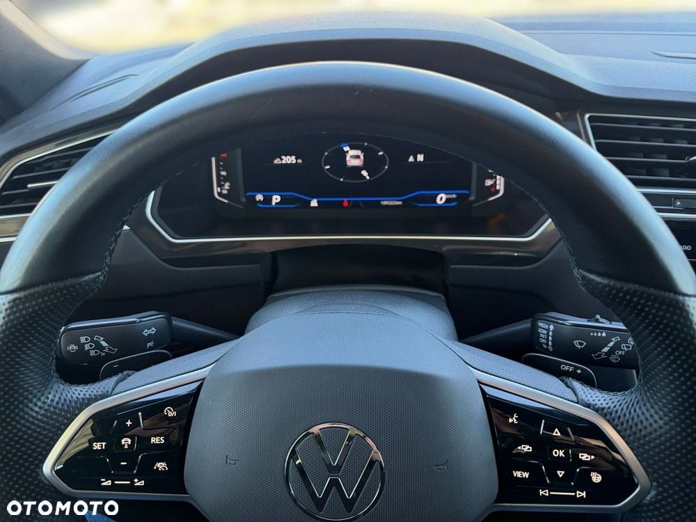 Volkswagen Tiguan - 19